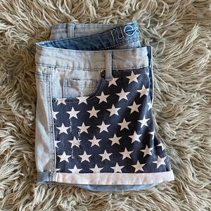 American Flag Shorts ➰